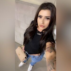 Meet your Posher, Shay